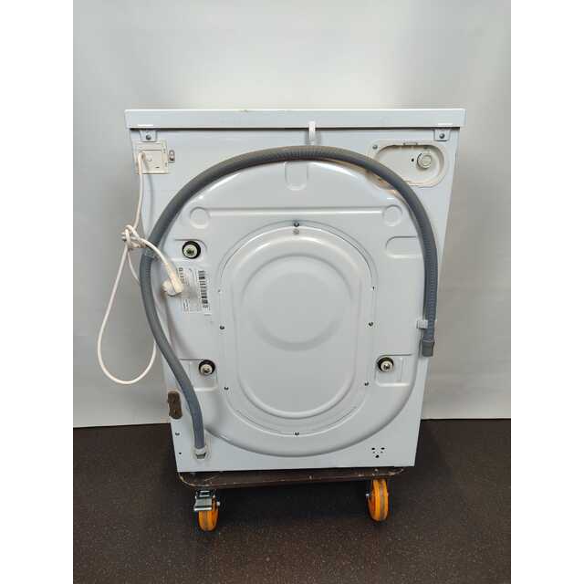Стиральная машина Indesit IWSC 6105, белый