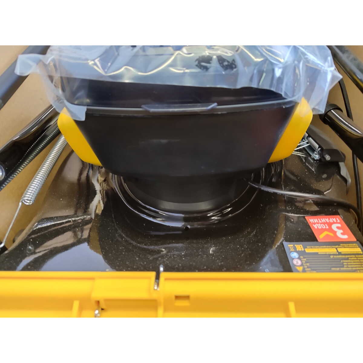 Газонокосилка роторная Denzel DLM-460 (Цвет: Yellow/Black)