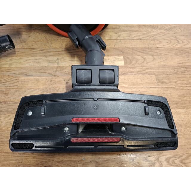 Пылесос Samsung VC15K4136VL (Цвет: Black / Orange) Пылесос Samsung VC15K4136VL (Цвет: Black / Orange)