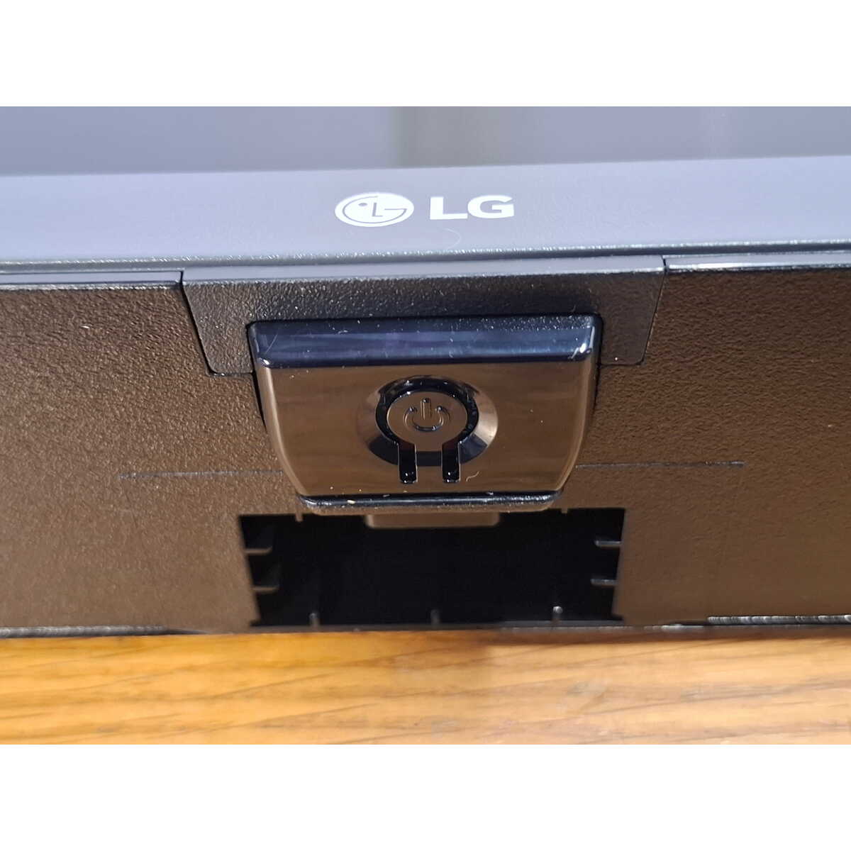 Телевизор LG 24" 24TQ510S-PZ.ARUZ, черный
