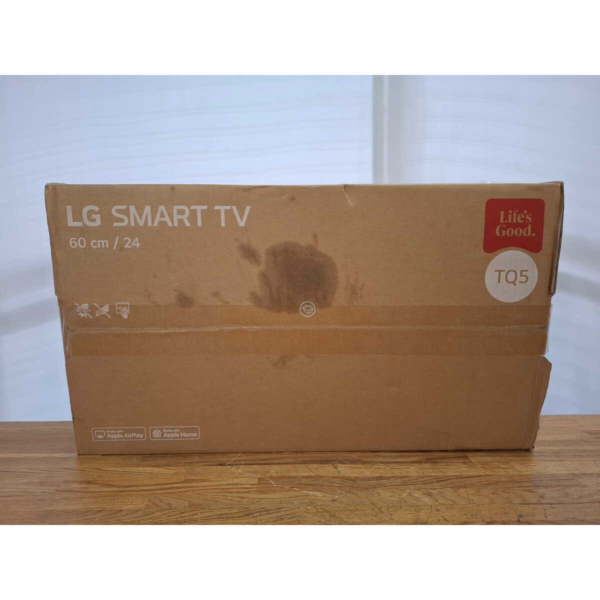 Телевизор LG 24" 24TQ510S-PZ.ARUZ, черный