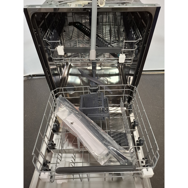 Посудомоечная машина Candy RapidO CI 5C7F0A-08, белый