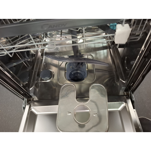 Посудомоечная машина Candy RapidO CI 5C7F0A-08, белый