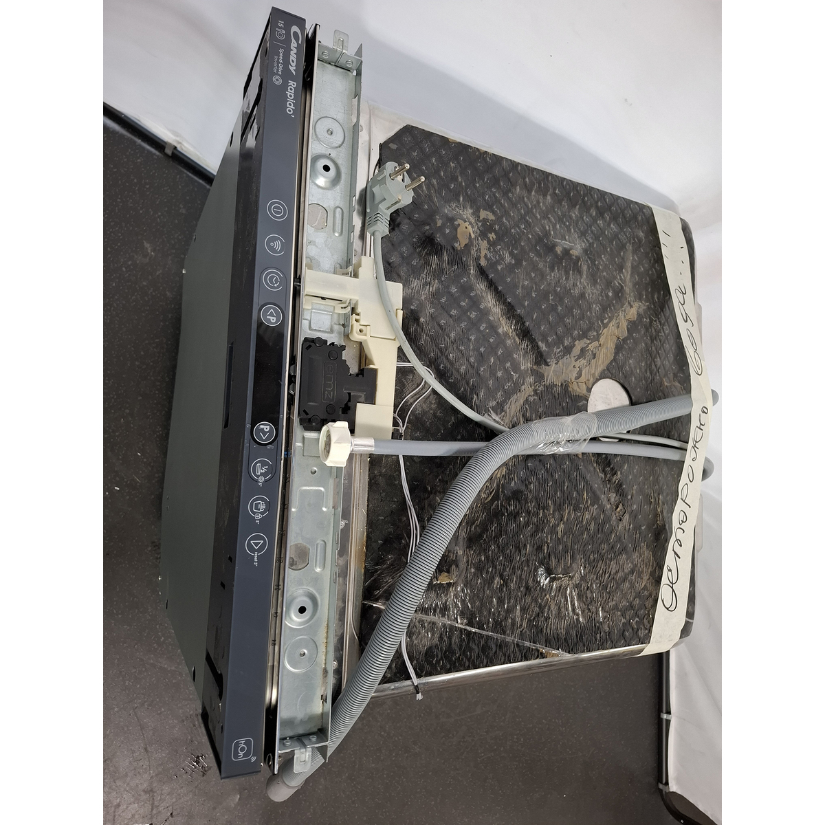 Посудомоечная машина Candy RapidO CI 5C7F0A-08, белый