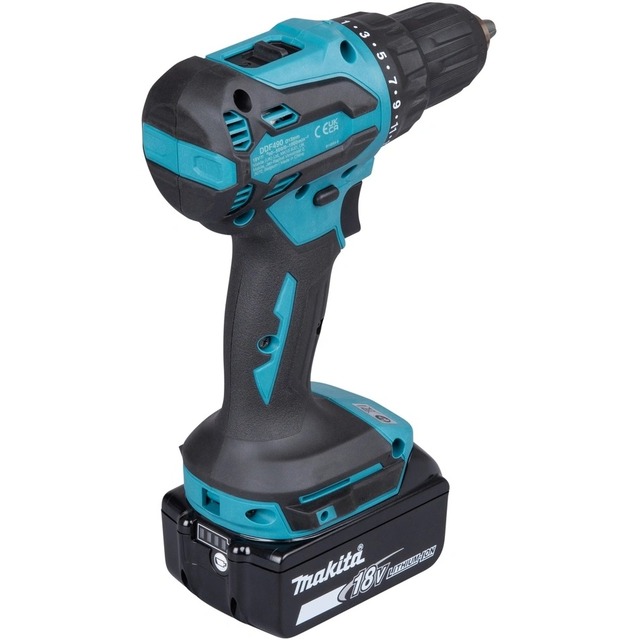 Дрель-шуруповерт Makita DDF490SFJ (Цвет: Blue) Дрель-шуруповерт Makita DDF490SFJ (Цвет: Blue)