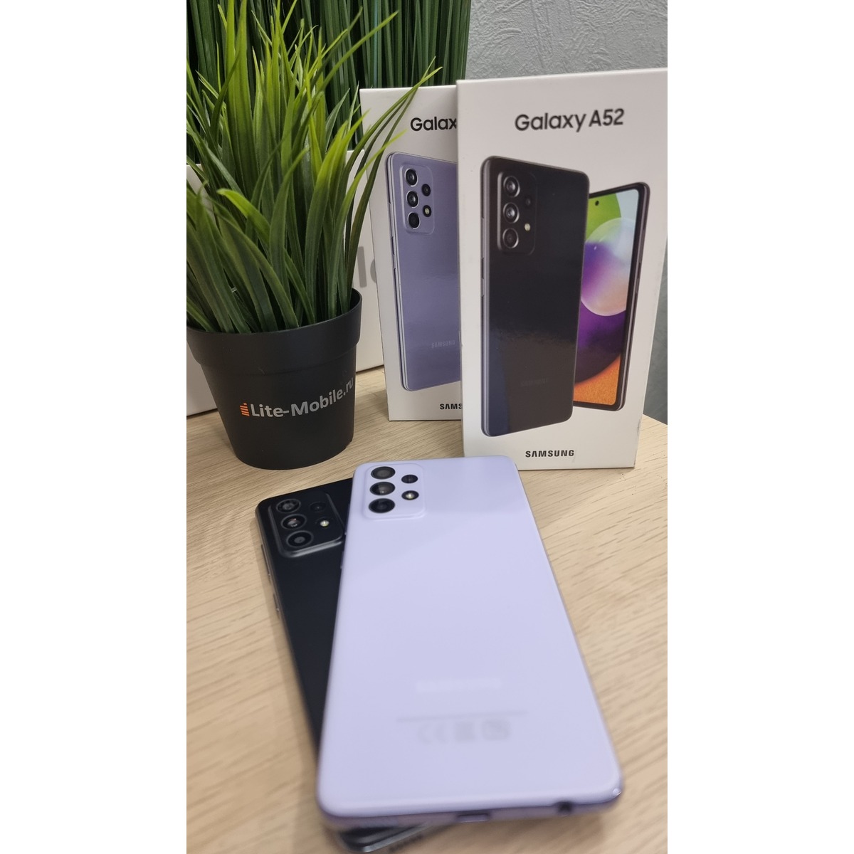 Смартфон Samsung Galaxy A52 4 / 128Gb RU (Цвет: Awesome Violet)