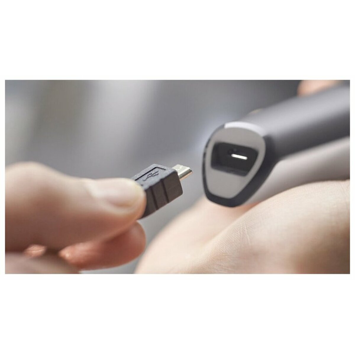Триммер для волос Philips BT3206 (Цвет: Black / White)