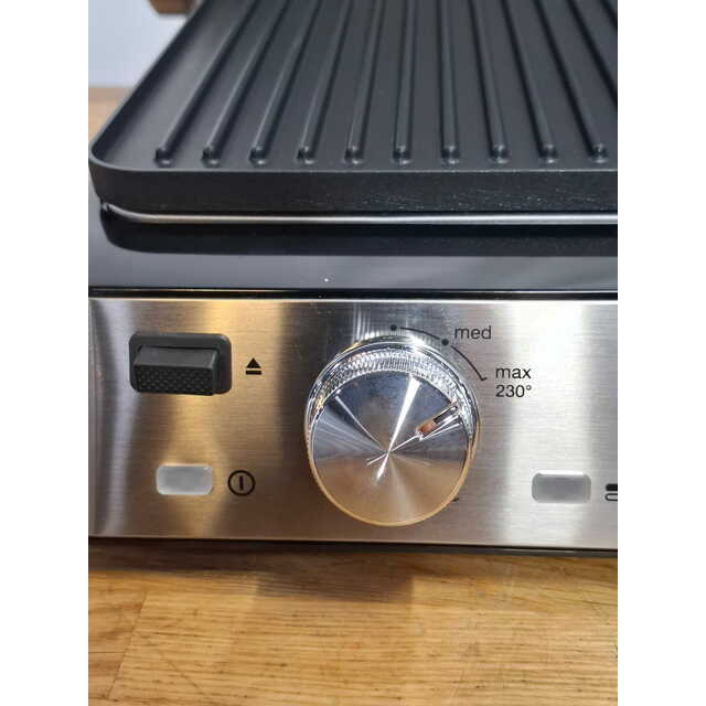 Электрогриль Braun CG7010 (Цвет: Silver / Black)