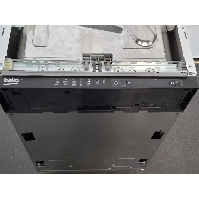 Посудомоечная машина Beko BDIS1W961, белый