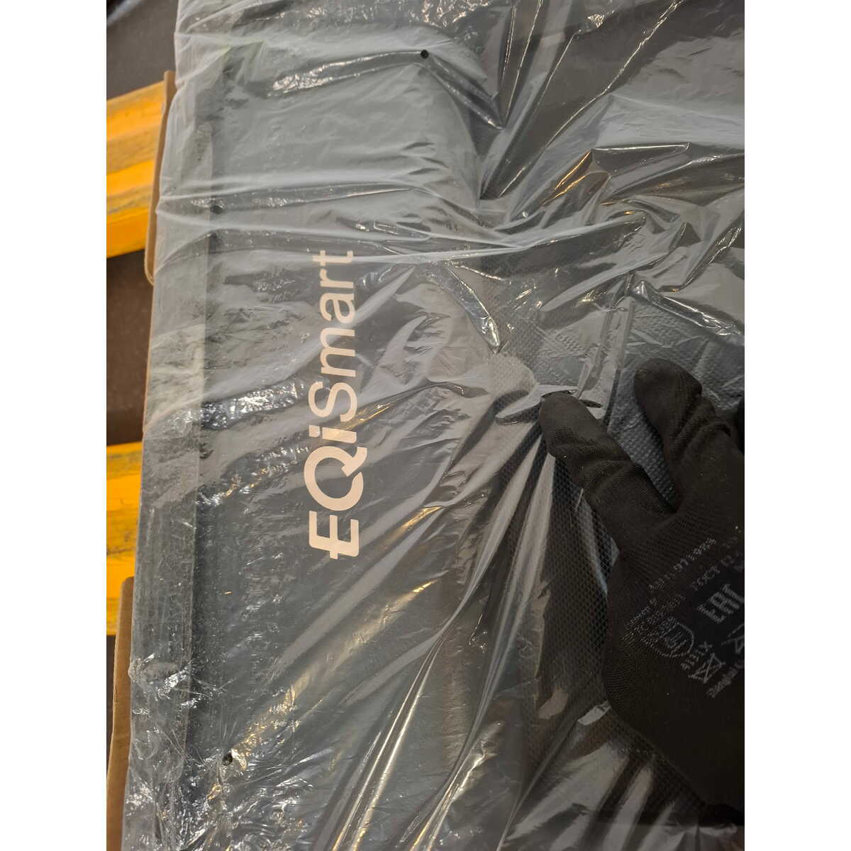 Беговая дорожка EQI Smart T120, черный