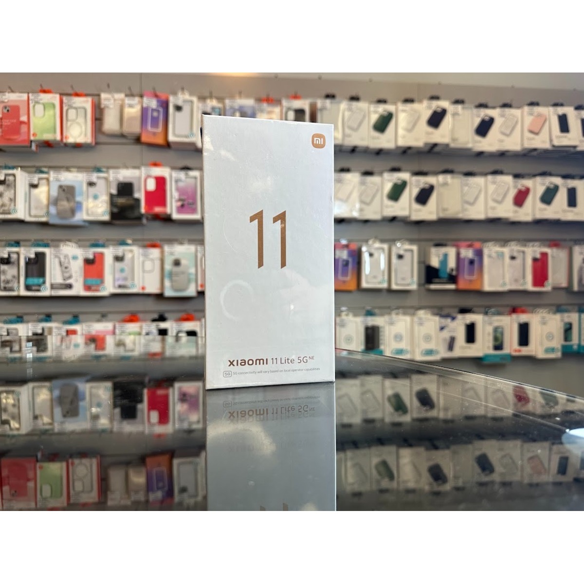 Смартфон Xiaomi 11 Lite 5G NE 6 / 128Gb (NFC) RU (Цвет: Snowflake White)