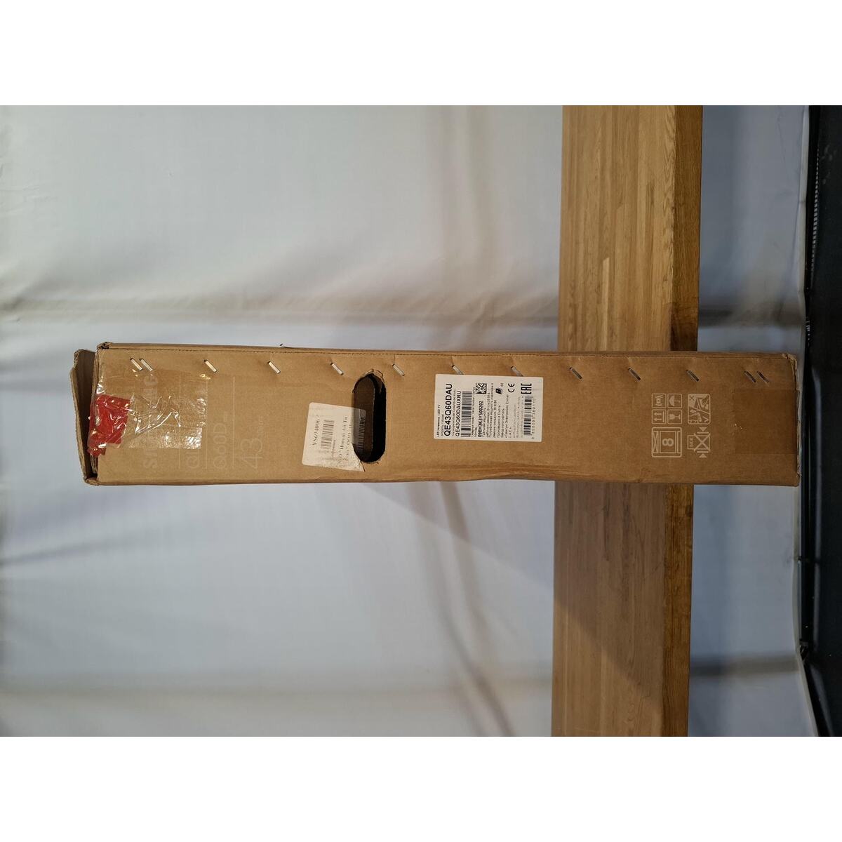 Телевизор Samsung 43" QE43Q60DAUXRU (Цвет: Gray)