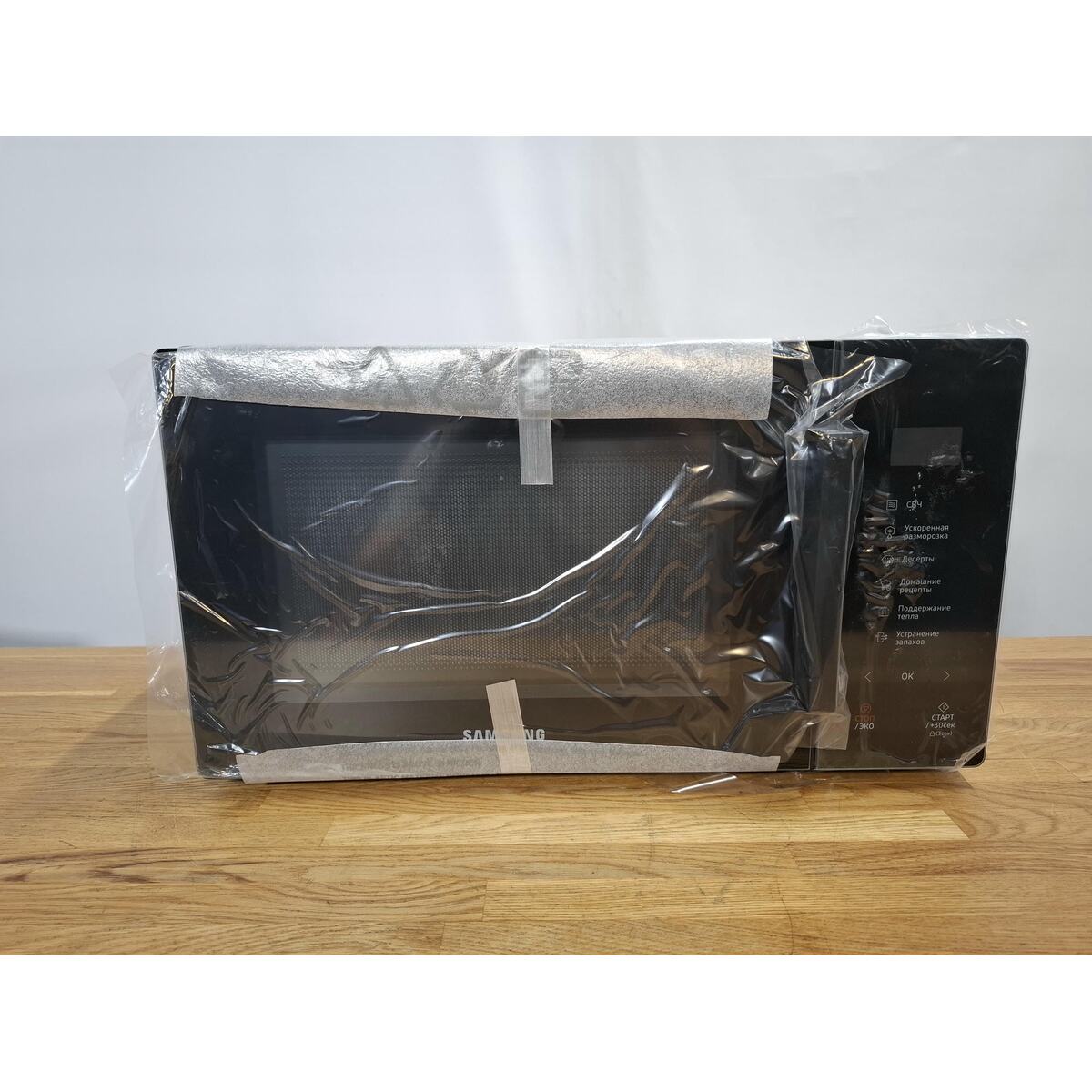 Микроволновая печь Samsung MS23T5018AK, черный