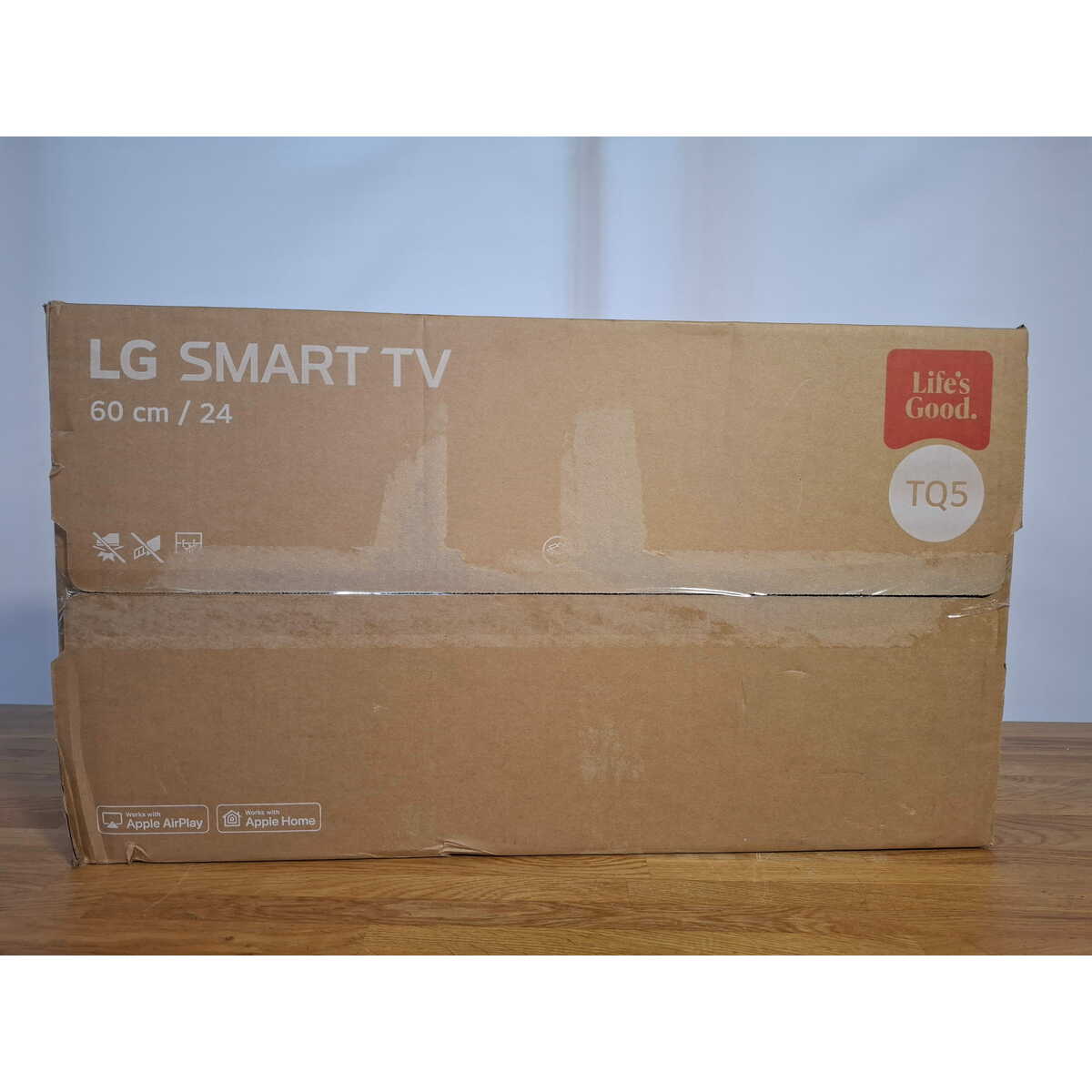 Телевизор LG 24