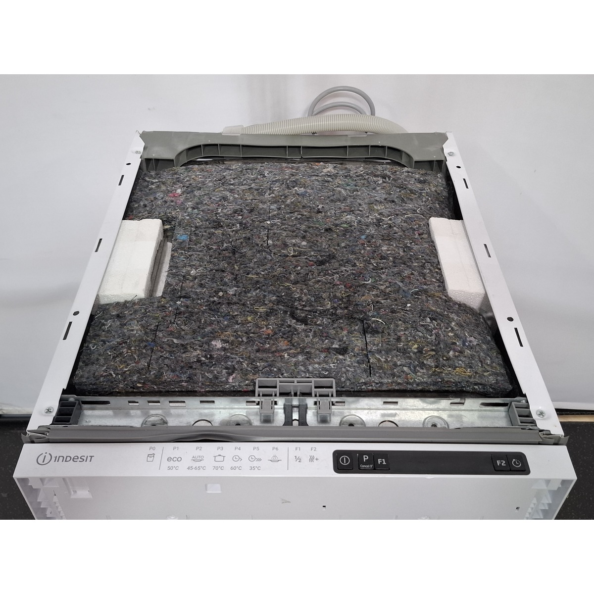 Посудомоечная машина Indesit DIS 1C67 E (Цвет: Inox)
