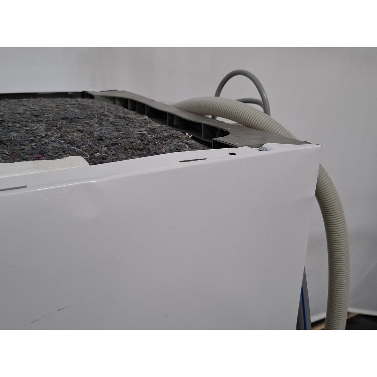 Посудомоечная машина Indesit DIS 1C67 E (Цвет: Inox)