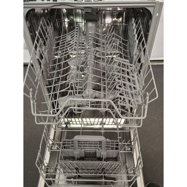 Посудомоечная машина Indesit DIS 1C67 E (Цвет: Inox)