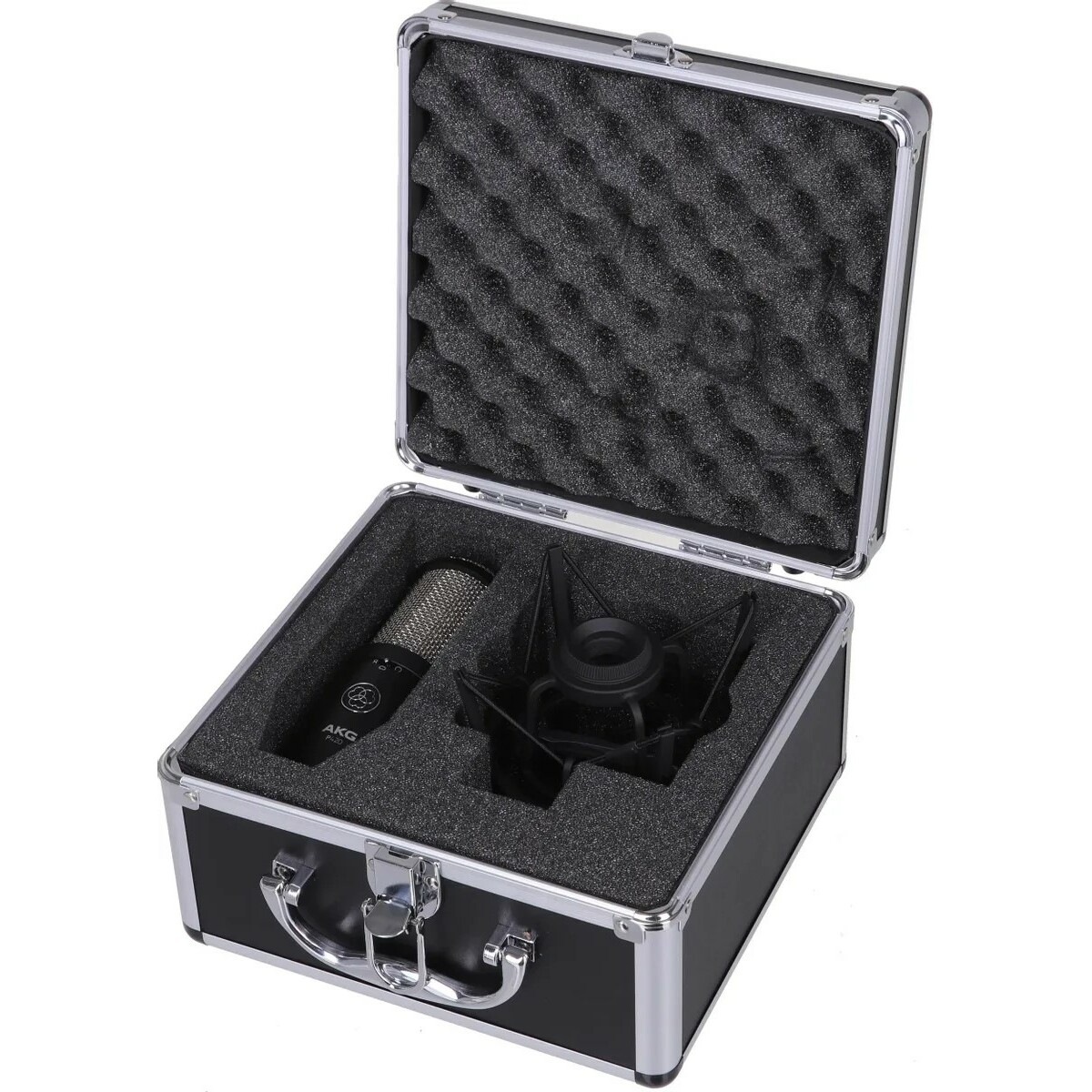 Микрофон проводной  AKG P420, черный