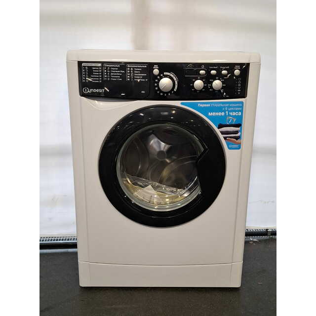 Стиральная машина Indesit EWUD 4105 BK CIS, белый Стиральная машина Indesit EWUD 4105 BK CIS, белый