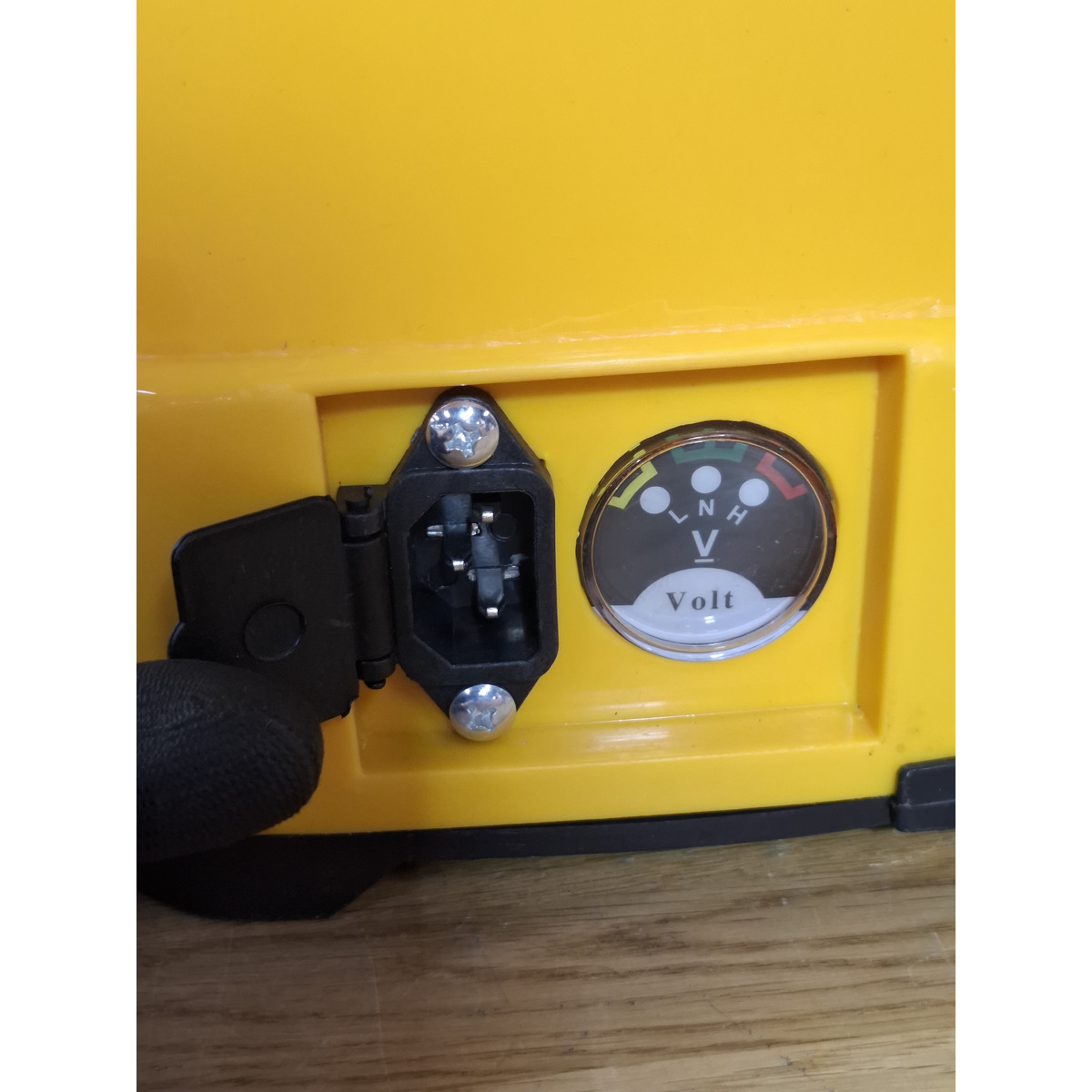 Опрыскиватель аккумуляторный DENZEL D-16LA (Цвет: Orange / Black)