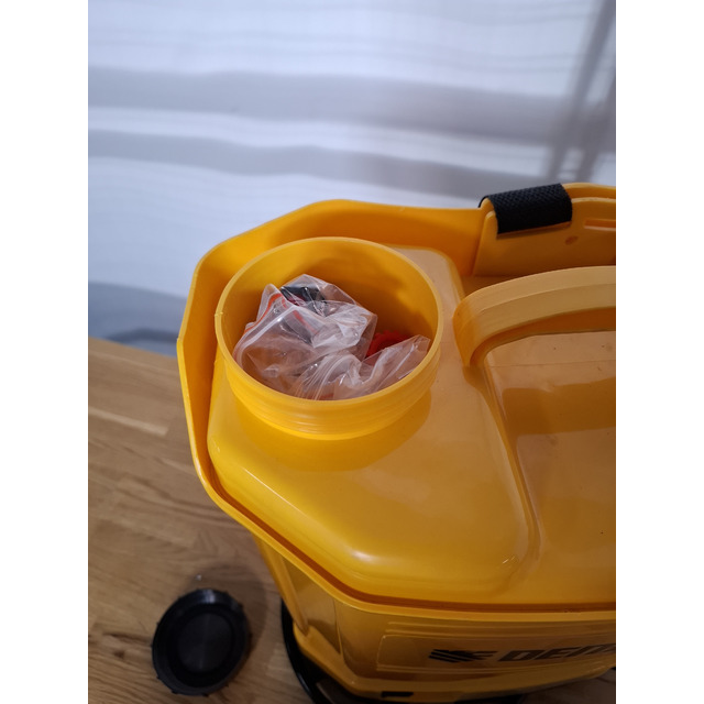 Опрыскиватель аккумуляторный DENZEL D-16LA (Цвет: Orange / Black)