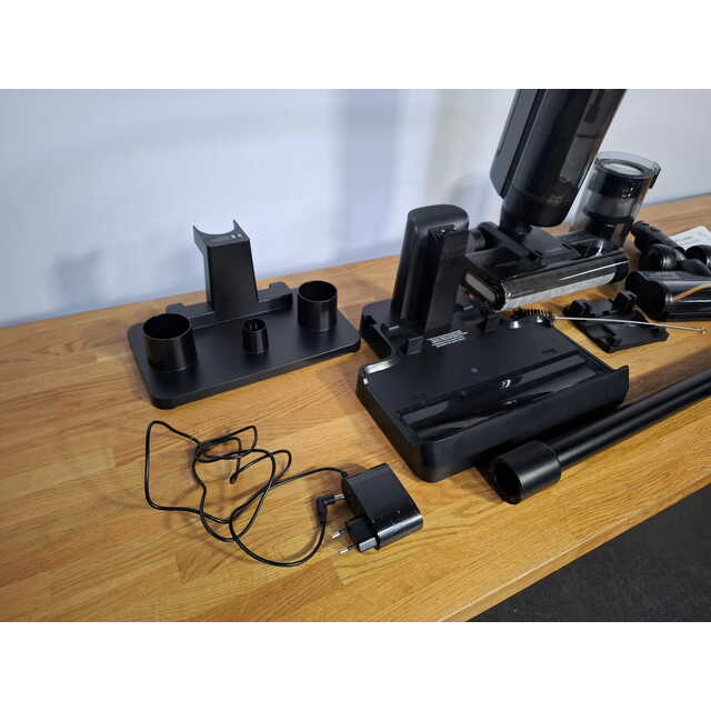 Пылесос моющий Dreame G10 Combo, черный Пылесос моющий Dreame G10 Combo, черный