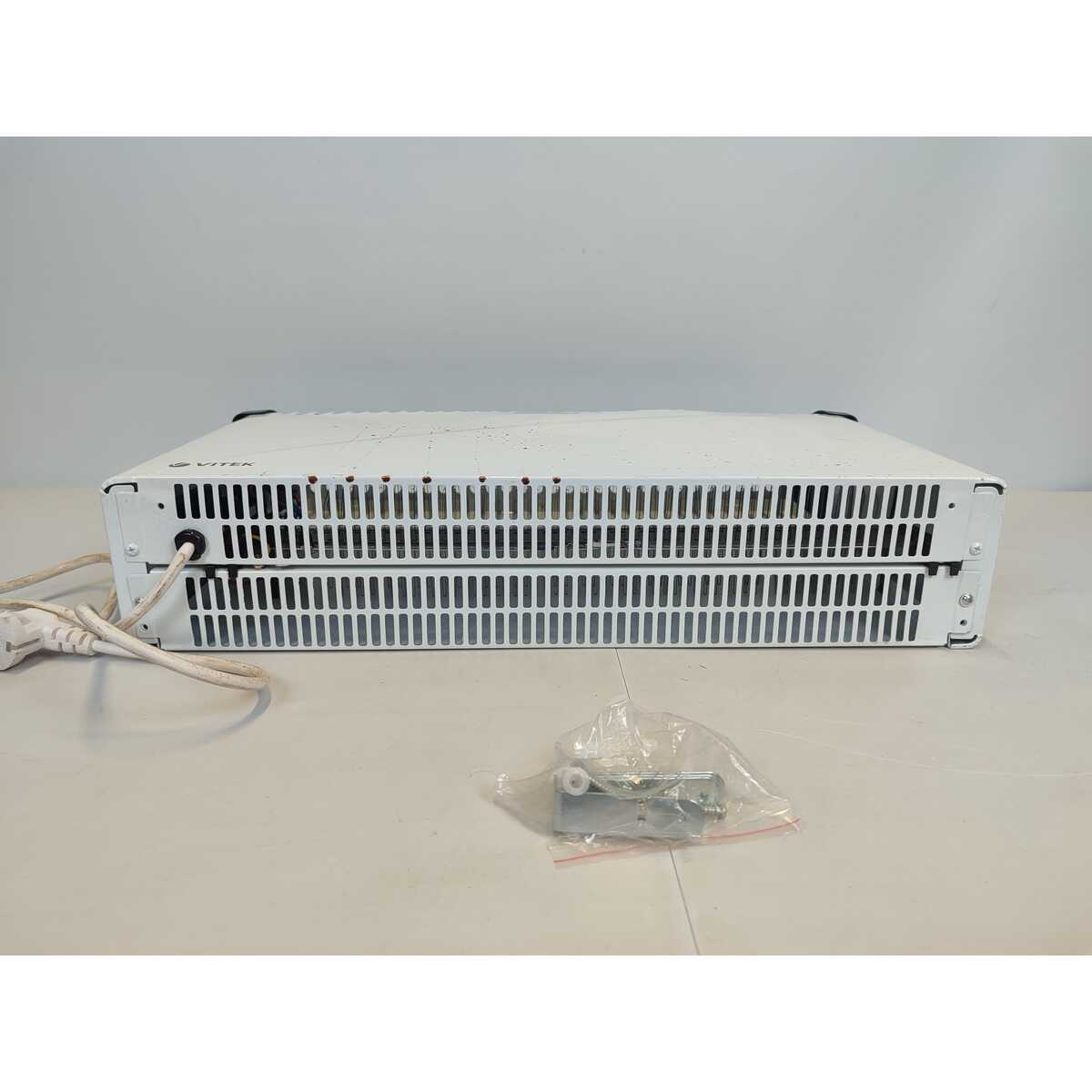 Конвектор Vitek VT-2181, белый