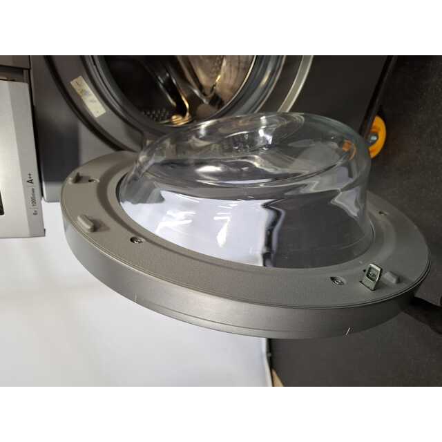 Стиральная машина LG F2J3HS8W, белый Стиральная машина LG F2J3HS8W, белый