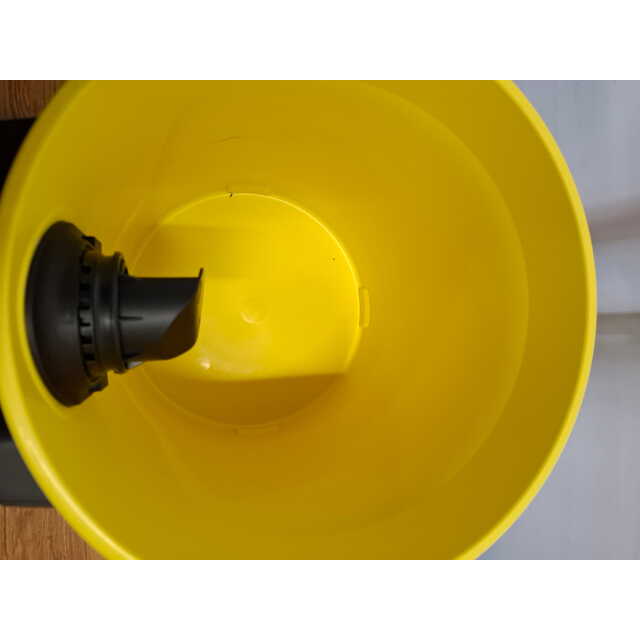 Строительный пылесос Karcher WD 3 V-17 / 4 / 20 (Цвет: Yellow)