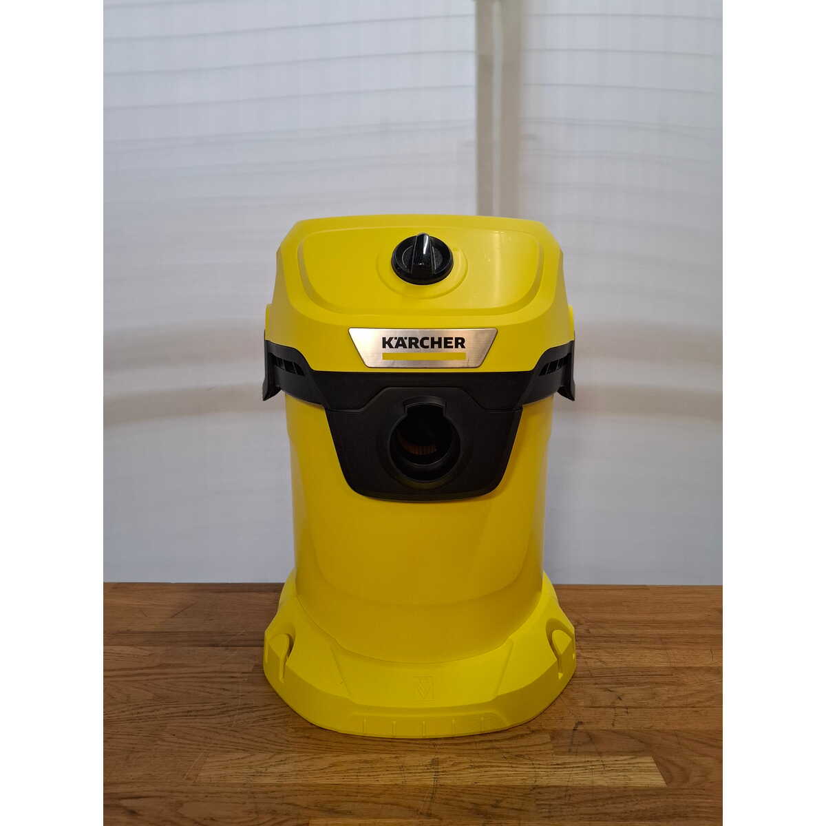 Строительный пылесос Karcher WD 3 V-17/4/20 (Цвет: Yellow)