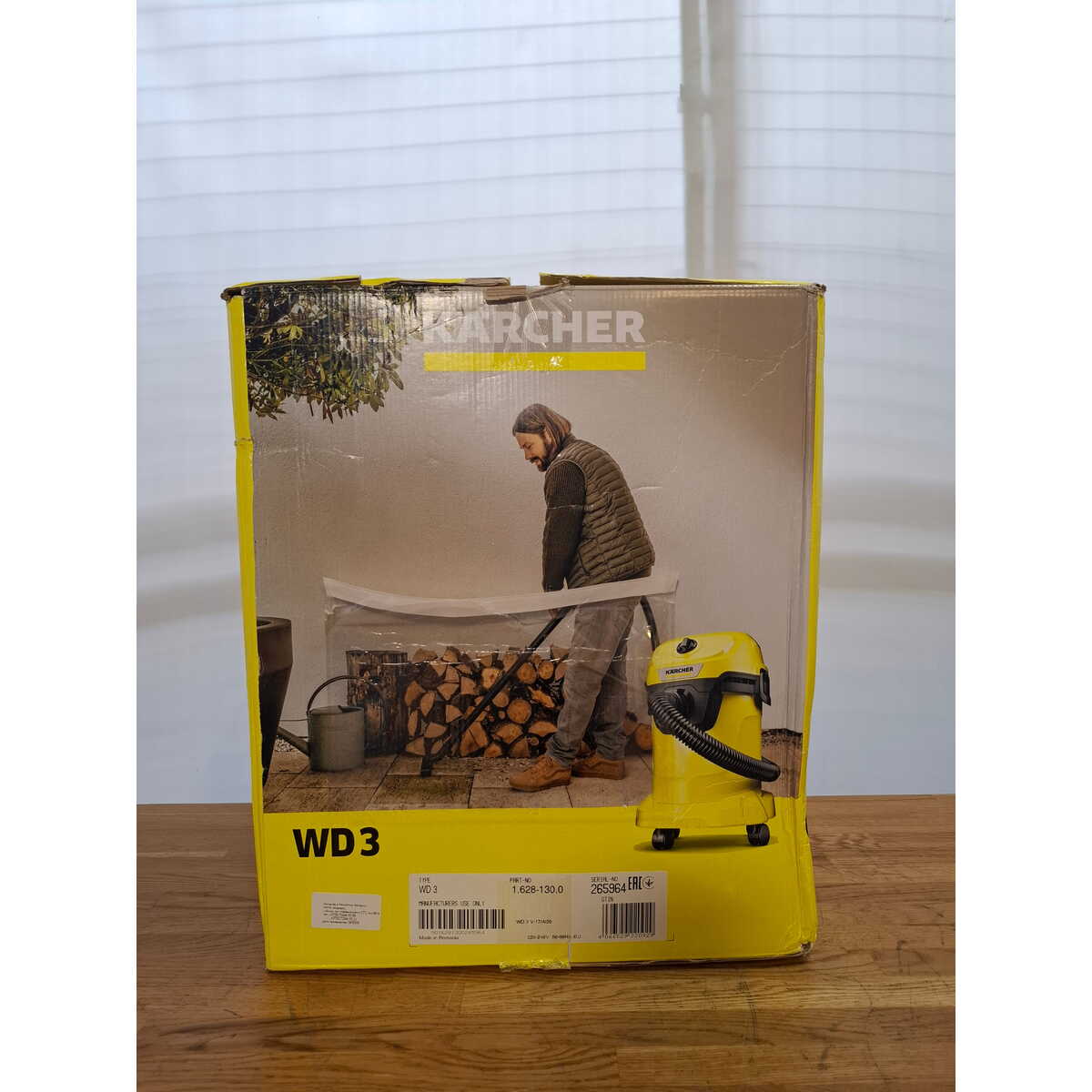 Строительный пылесос Karcher WD 3 V-17/4/20 (Цвет: Yellow)