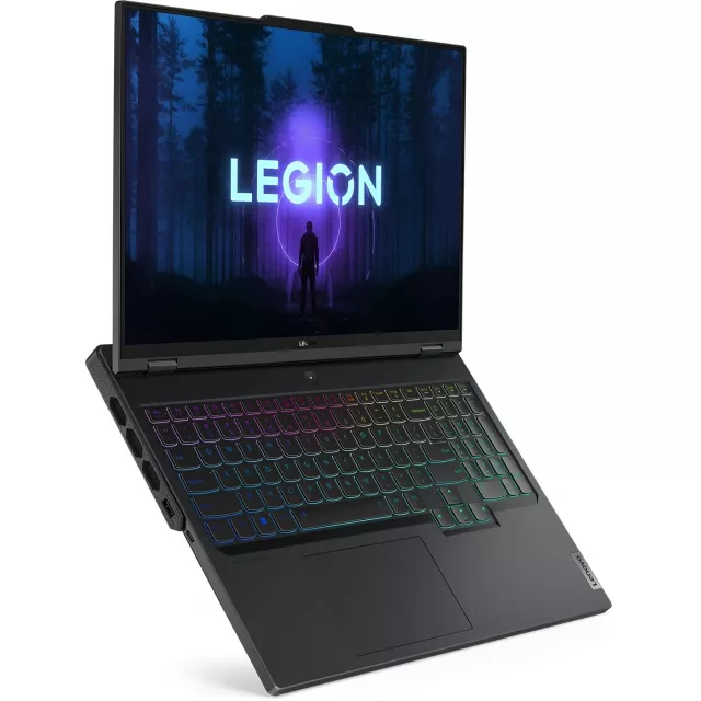 Ноутбук Lenovo Legion Pro 7 16IRX8H 82WQ008XRM Core i9-13900HX 32Gb/1TB Nvidia GeForce RTX 4090 DOS black