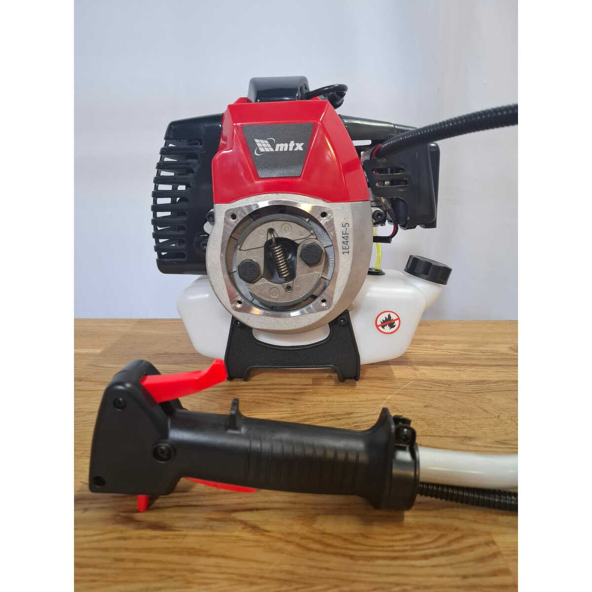 Триммер бензиновый MTX MT-52 (2-коробки) (Цвет: Red/Black)