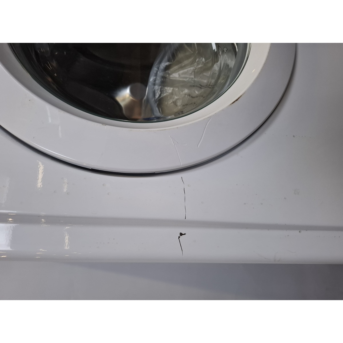 Стиральная машина Indesit IWUB 4085, белый