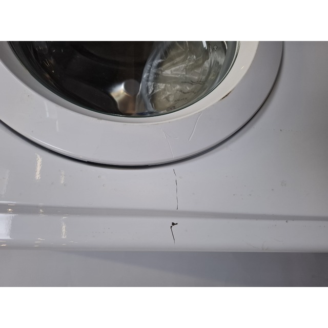Стиральная машина Indesit IWUB 4085, белый Стиральная машина Indesit IWUB 4085, белый