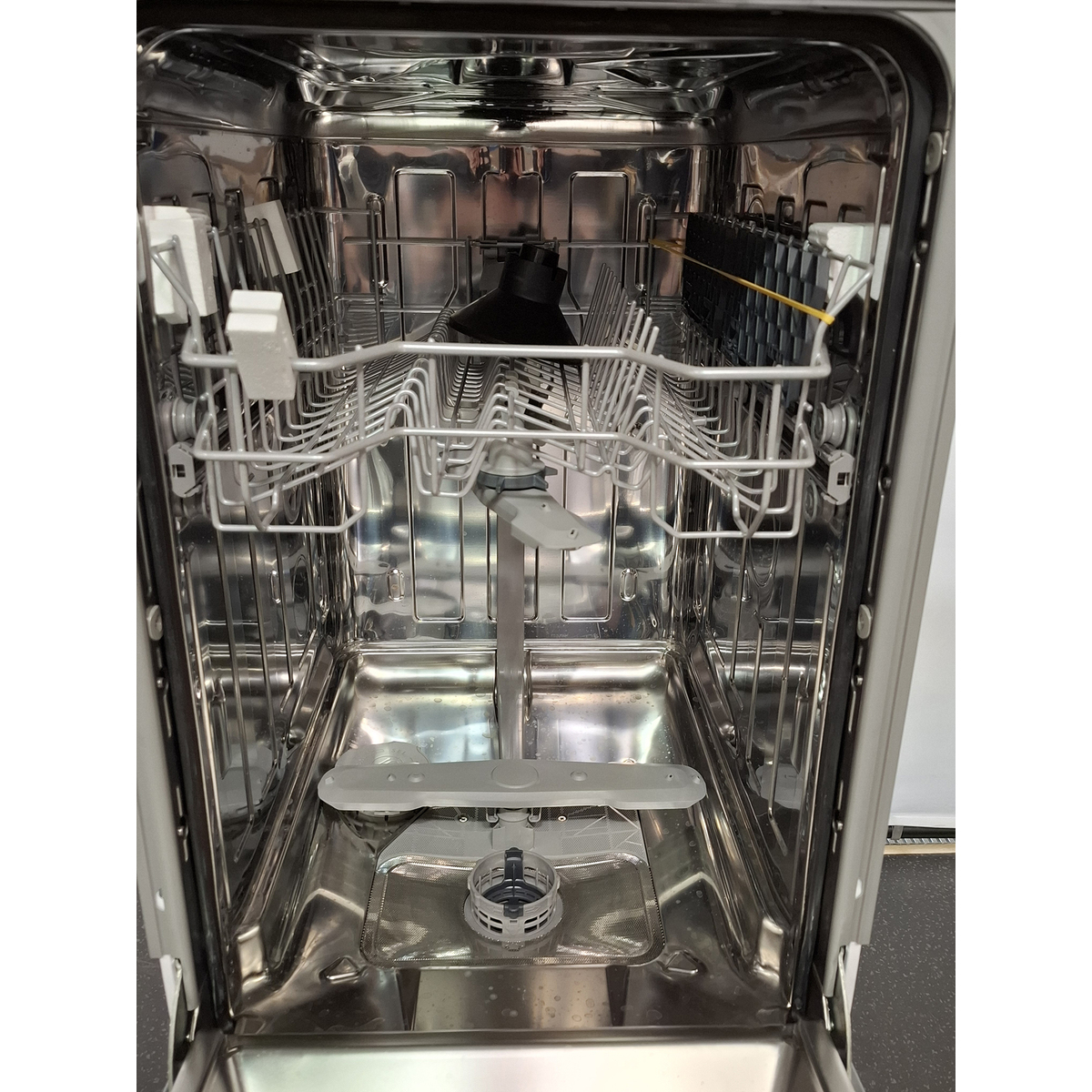 Посудомоечная машина Beko BDIS15060, белый
