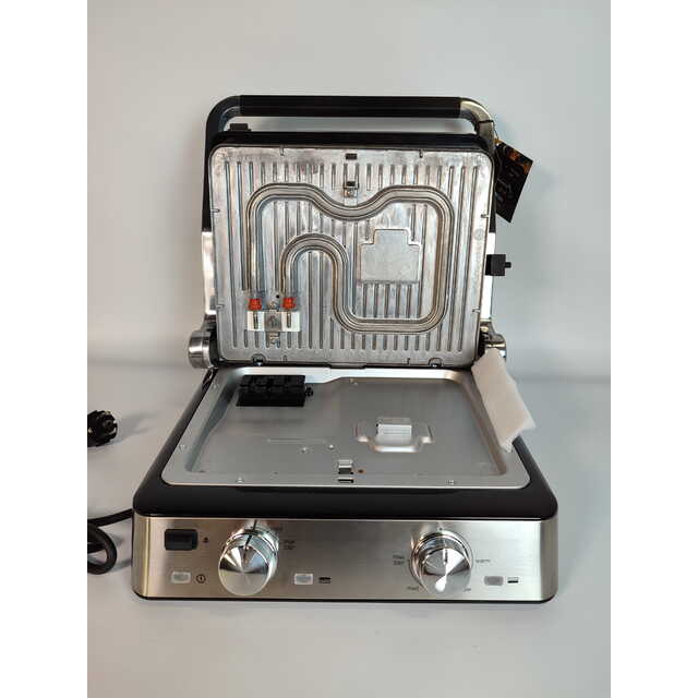 Электрогриль Braun CG7010 (Цвет: Silver / Black) Электрогриль Braun CG7010 (Цвет: Silver / Black)