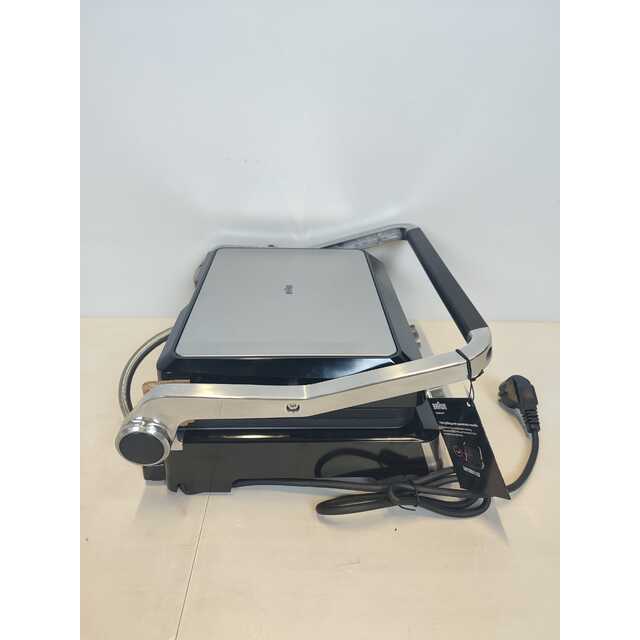 Электрогриль Braun CG7010 (Цвет: Silver / Black) Электрогриль Braun CG7010 (Цвет: Silver / Black)