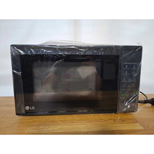Микроволновая печь LG MS2042DB, черный