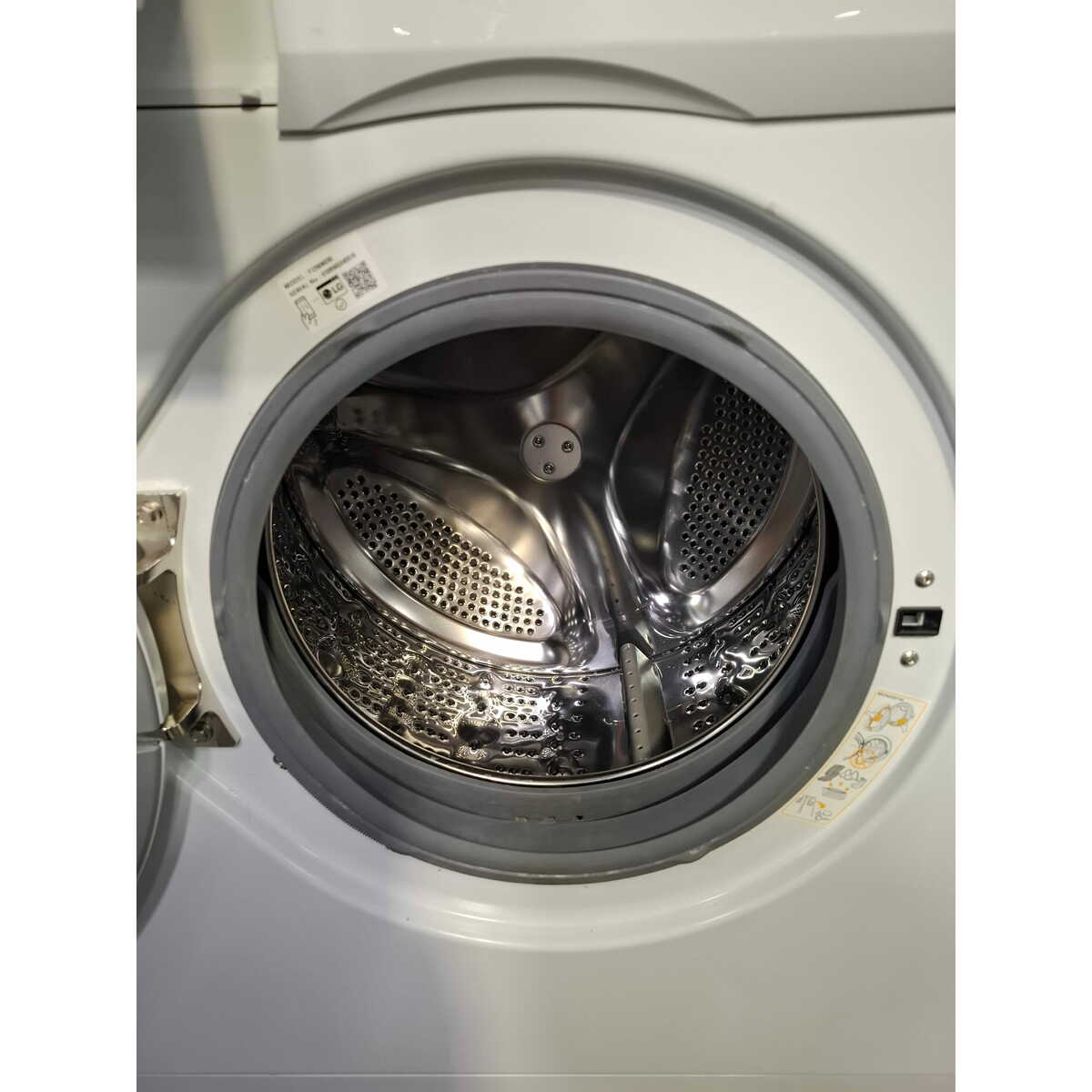 Стиральная машина LG F1296NDS0, белый