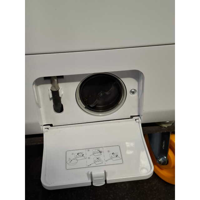 Стиральная машина LG F1296NDS0, белый Стиральная машина LG F1296NDS0, белый
