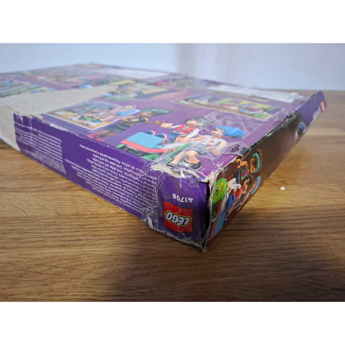 Конструктор LEGO Friends Roller Disco Arcade 41708