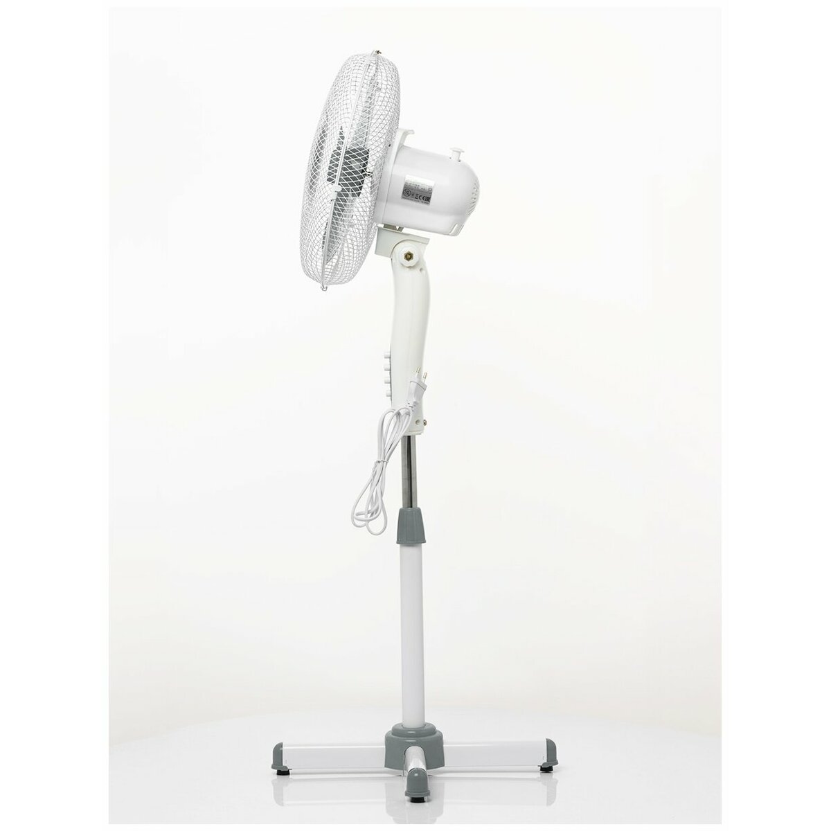 Вентилятор напольный Scarlett SC-SF111B20 (Цвет: White)