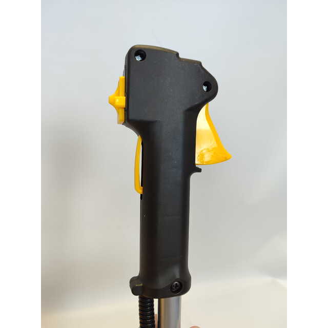 Триммер бензиновый Champion T523S-2 (Цвет: Yellow)