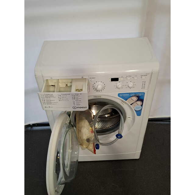 Стиральная машина Indesit EcoTime IWUD 4105, белый