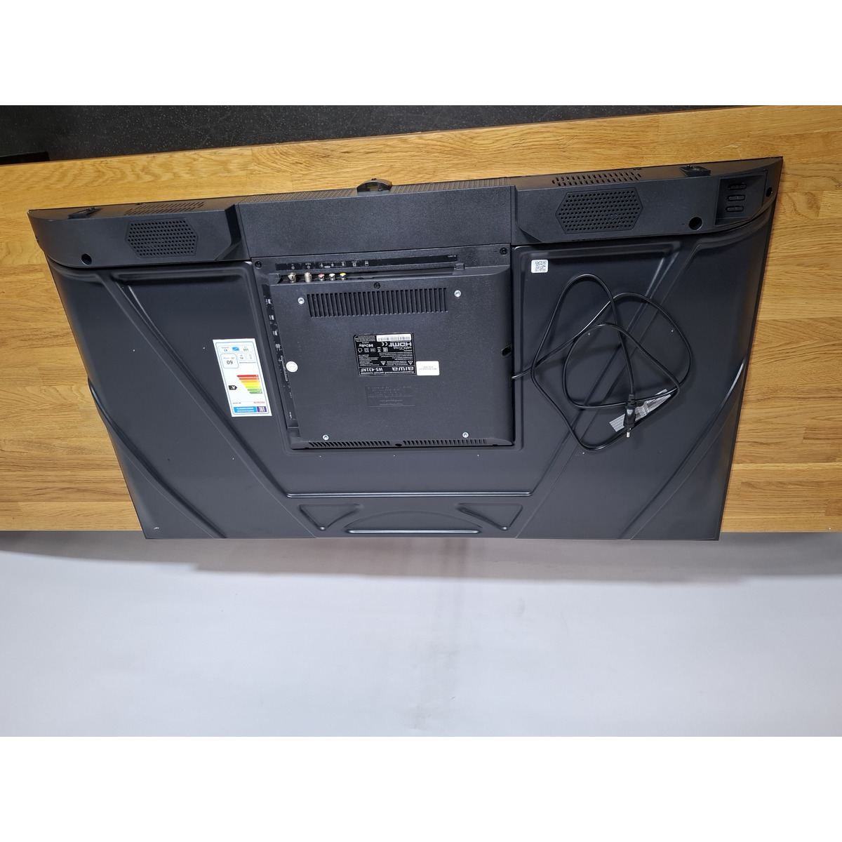 Телевизор Aiwa 43" WS-431NF, черный