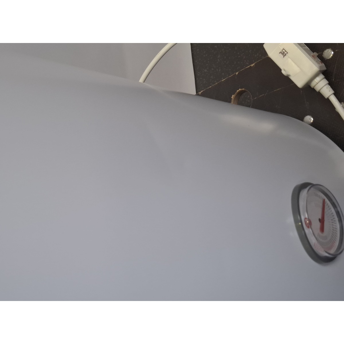 Водонагреватель Thermex TitaniumHeat 60 V Slim, белый