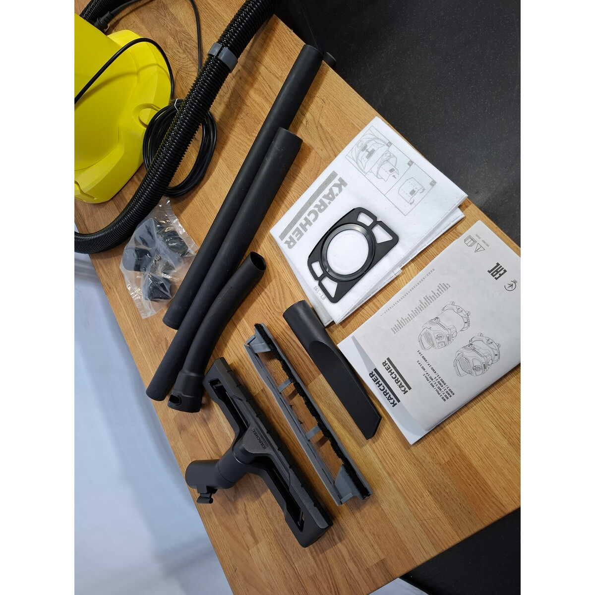Строительный пылесос Karcher WD 3 V-17 / 4 / 20 (Цвет: Yellow)