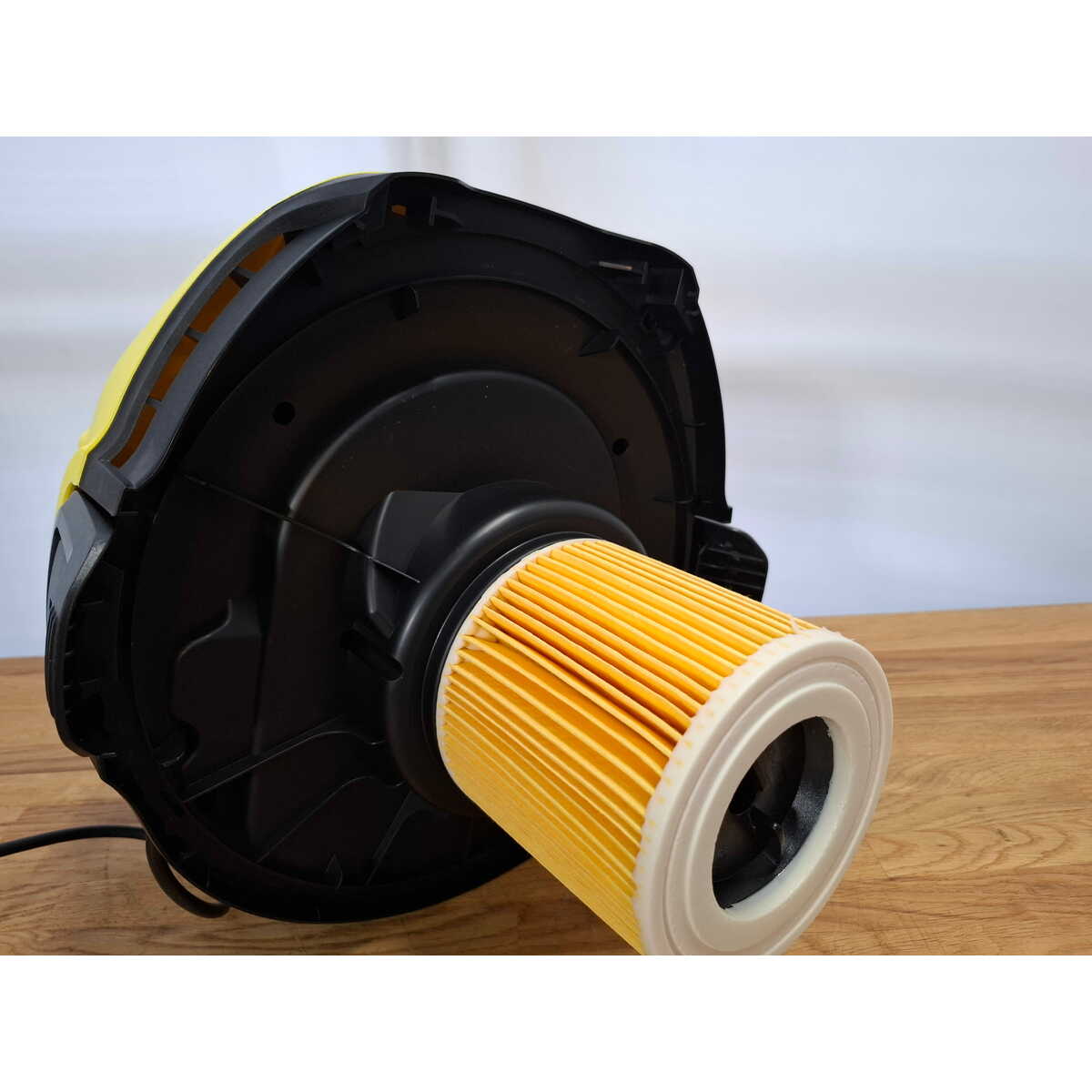 Строительный пылесос Karcher WD 3 V-17 / 4 / 20 (Цвет: Yellow)