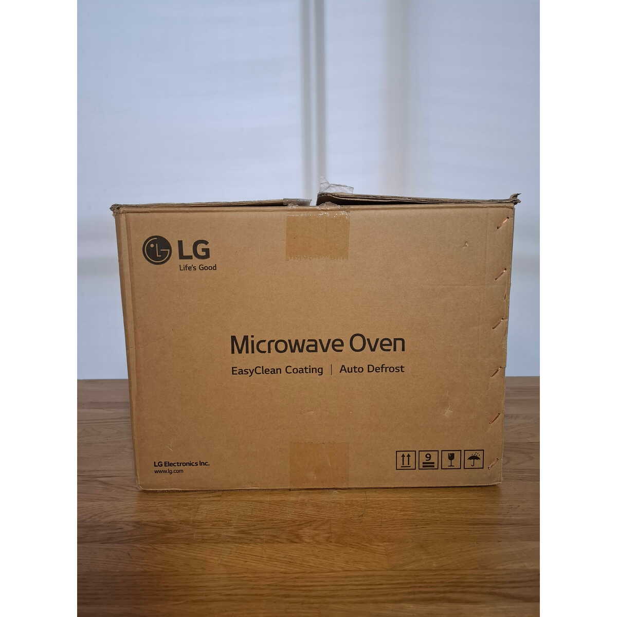 Микроволновая печь LG MS2044V (Цвет: Silver)